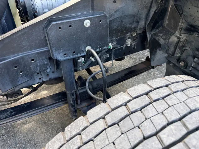 いすゞ フォワード TKG-FRR90T2(2WD)の写真39