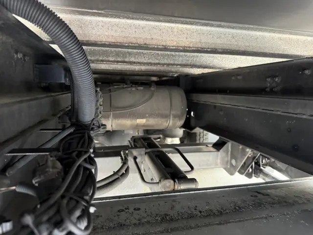 いすゞ フォワード TKG-FRR90T2(2WD)の写真40