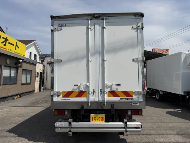 いすゞ エルフ 2RG-NPR88YN(2WD)の写真3