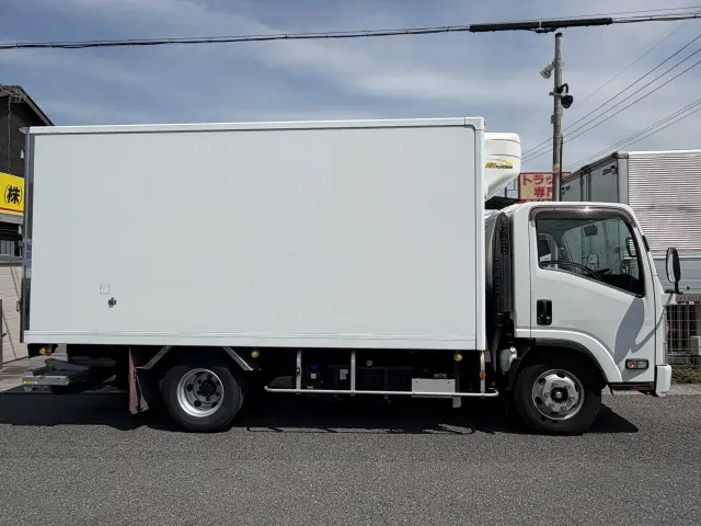 いすゞ エルフ 2RG-NPR88YN(2WD)の写真4