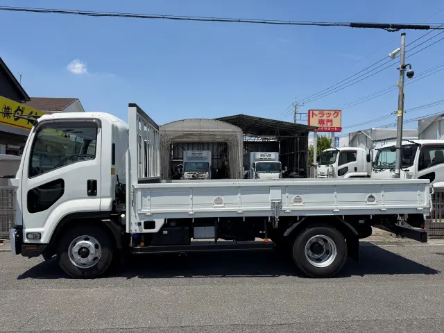 いすゞ フォワード 2RG-FRR90S2(2WD)の写真5