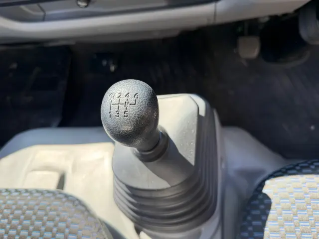 日野 デュトロ 2RG-XZC605M(2WD)の写真19