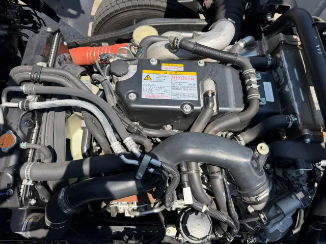 いすゞ フォワード 2RG-FRR90S2(2WD)の写真31
