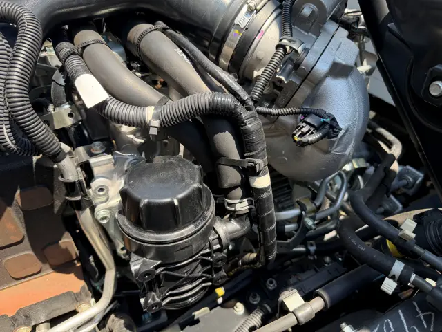いすゞ フォワード 2RG-FRR90S2(2WD)の写真32
