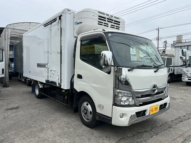 日野 デュトロ TPG-XZU712M(2WD)の写真3