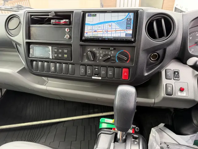 日野 デュトロ TPG-XZU712M(2WD)の写真14