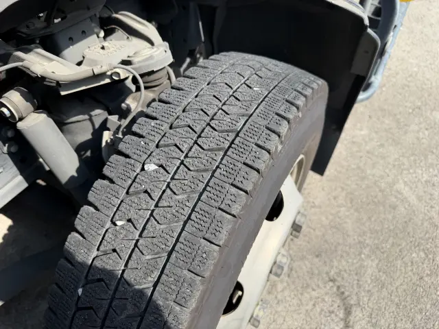 いすゞ エルフ 2RG-NPR88AN(2WD)の写真24