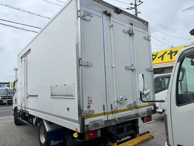 いすゞ エルフ 2RG-NPR88AN(2WD)の写真2