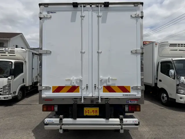 いすゞ エルフ 2RG-NPR88AN(2WD)の写真3