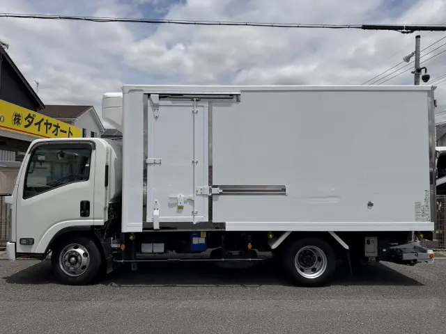 いすゞ エルフ 2RG-NPR88AN(2WD)の写真5