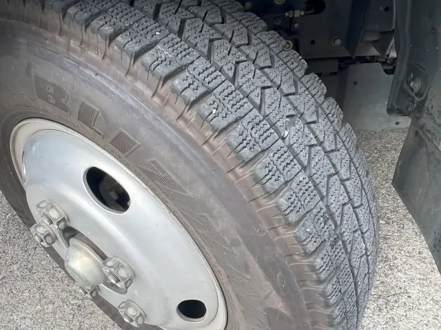 いすゞ エルフ 2RG-NPR88AN(2WD)の写真17