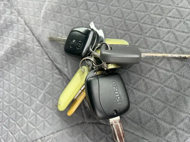 いすゞ エルフ 2RG-NPR88AN(2WD)の写真20