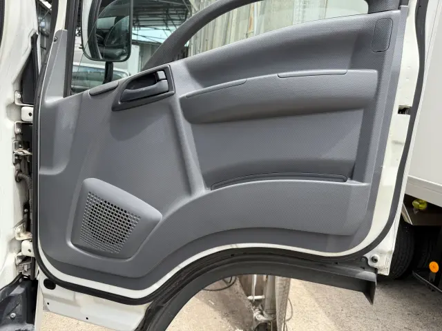 いすゞ エルフ 2RG-NPR88AN(2WD)の写真27
