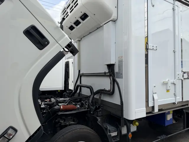 いすゞ エルフ 2RG-NPR88AN(2WD)の写真36