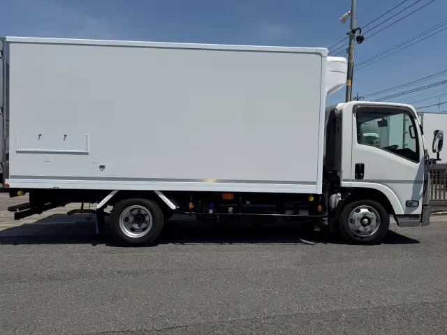 いすゞ エルフ TKG-NPR88AN(2WD)の写真4