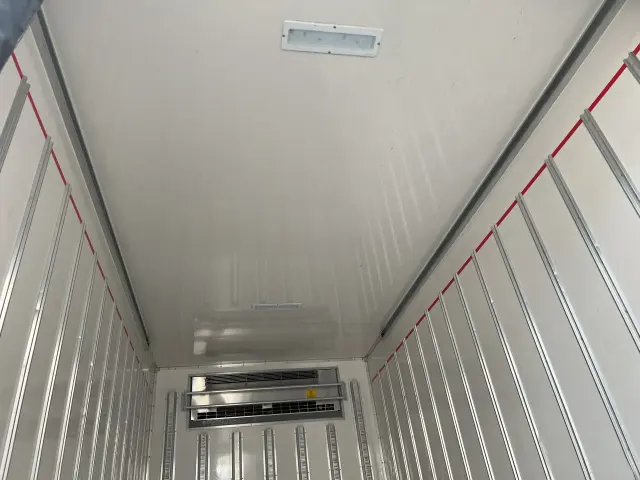 いすゞ エルフ TKG-NPR88AN(2WD)の写真7