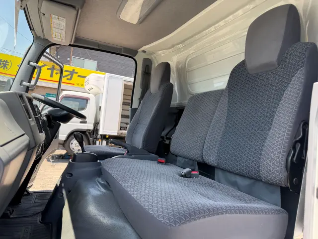 いすゞ エルフ TKG-NPR88AN(2WD)の写真10