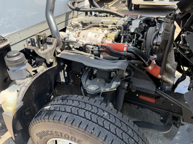 いすゞ エルフ TKG-NPR88AN(2WD)の写真13
