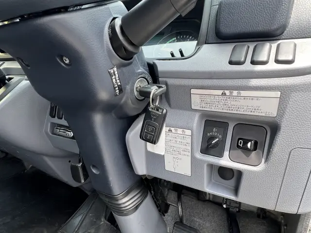 三菱 キャンター TKG-FEB50(2WD)の写真15