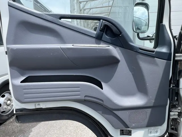 三菱 キャンター TKG-FEB50(2WD)の写真21