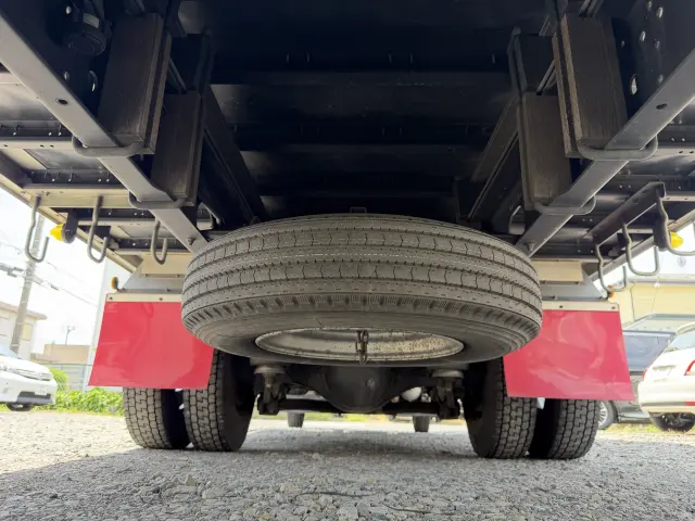 いすゞ フォワード TKG-FRR90T2(2WD)の写真33