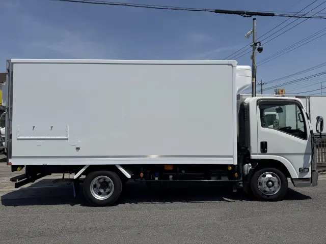 いすゞ エルフ 2SG‐NPR88AN(2WD)の写真4