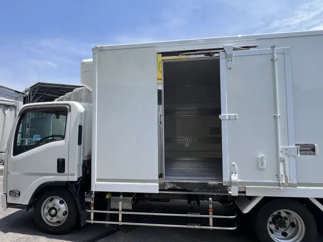 いすゞ エルフ 2RG‐NPR88AN(2WD)の写真6