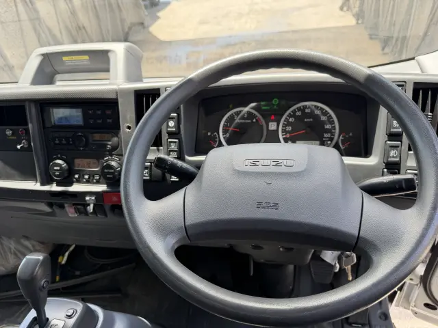 いすゞ エルフ 2SG‐NPR88AN(2WD)の写真13