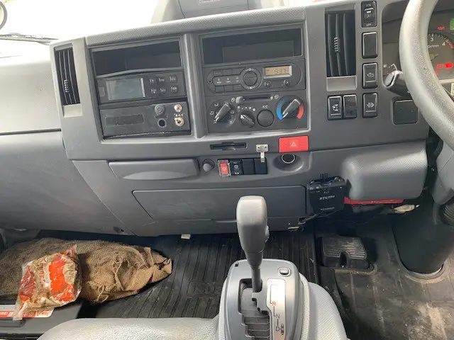 いすゞ エルフ 2RG‐NPR88AN(2WD)の写真14