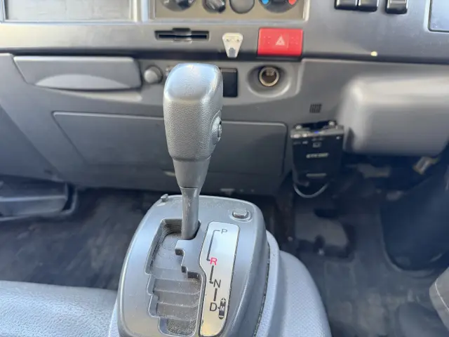 いすゞ エルフ 2RG‐NPR88AN(2WD)の写真16