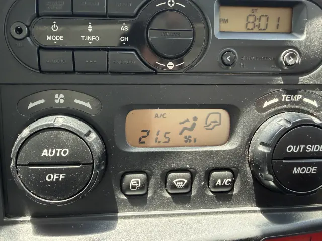 いすゞ エルフ 2SG‐NPR88AN(2WD)の写真16