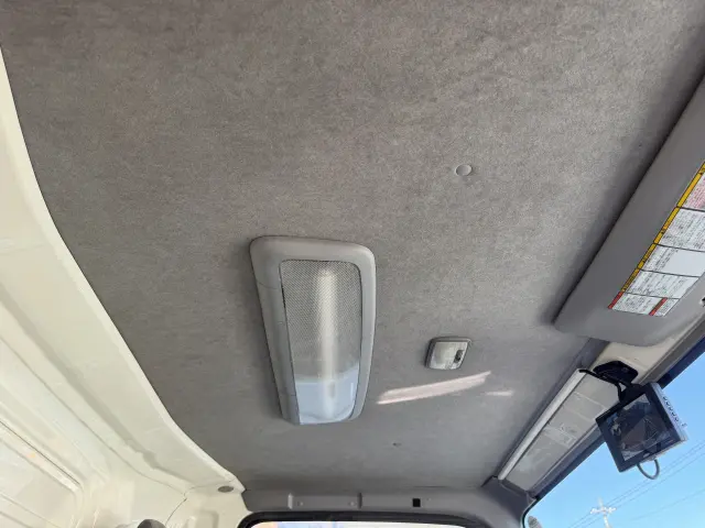 いすゞ エルフ 2RG‐NPR88AN(2WD)の写真18