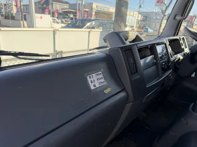 いすゞ エルフ 2RG‐NPR88AN(2WD)の写真21