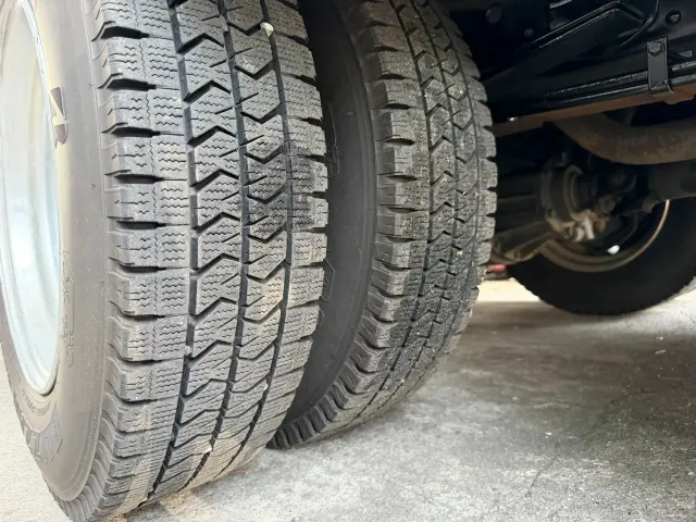 いすゞ エルフ 2SG‐NPR88AN(2WD)の写真24