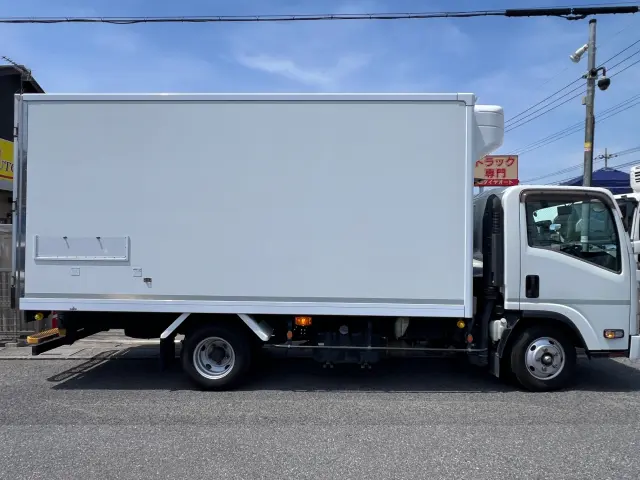 いすゞ エルフ TPG-NPR88ANの写真3