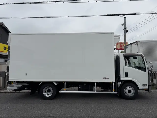 いすゞ エルフ TKG-NPR85Y(2WD)の写真4