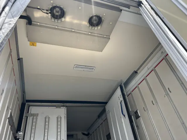 いすゞ エルフ TPG-NPR88ANの写真6