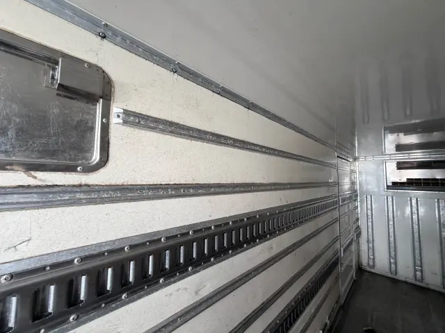 いすゞ エルフ TPG-NPR88ANの写真8