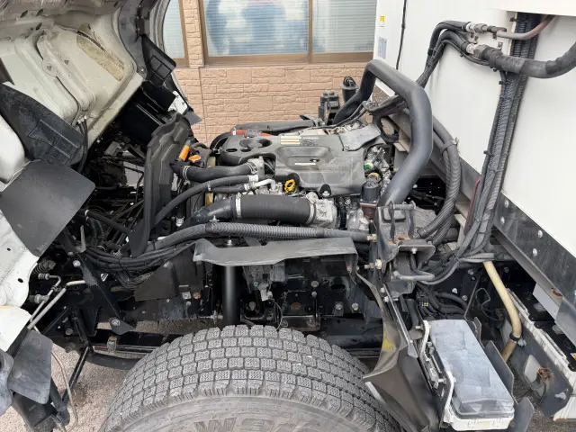 いすゞ エルフ TKG-NPR85Y(2WD)の写真18
