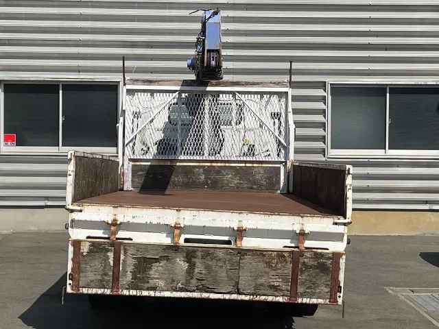 三菱 キャンター KK-FE83GN(2WD)の写真2