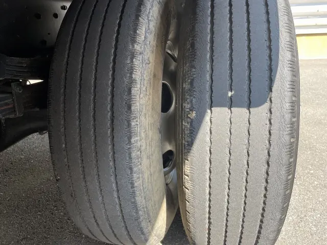 三菱 キャンター KK-FE83GN(2WD)の写真13