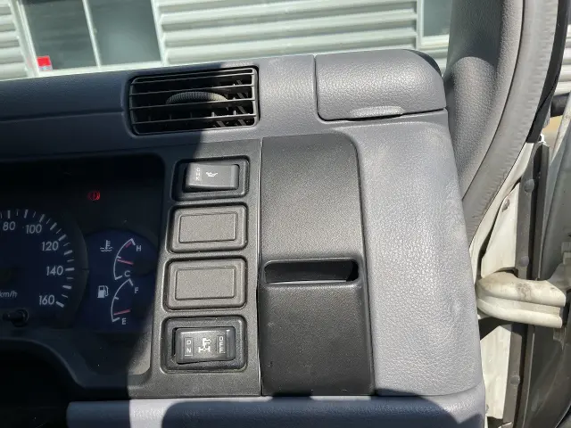 三菱 キャンター KK-FE83GN(2WD)の写真28