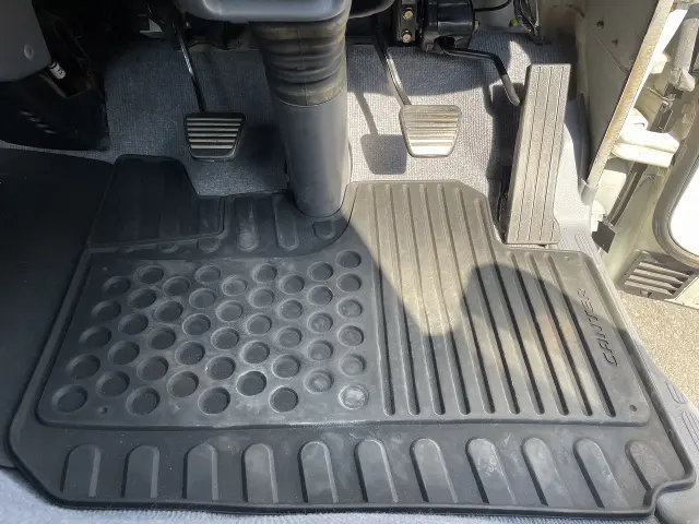 三菱 キャンター KK-FE83GN(2WD)の写真31