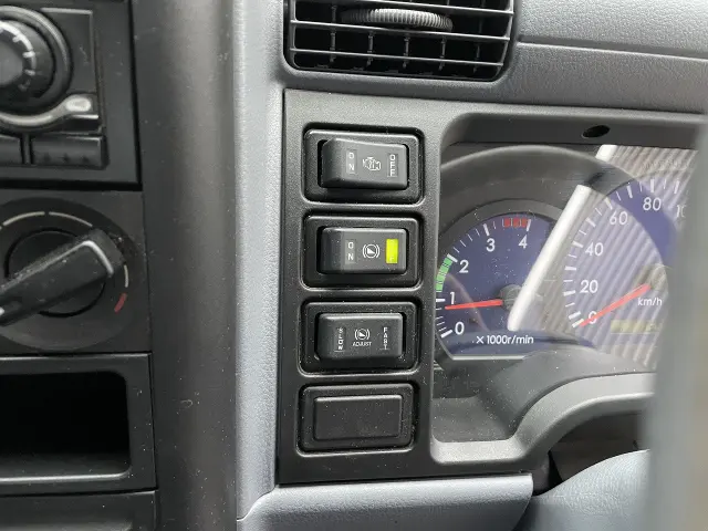 三菱 キャンター PA-FG83DE(4WD)の写真32