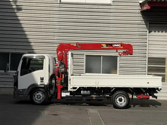 いすゞ エルフ 2RG-NPR88AC(2WD)の写真2