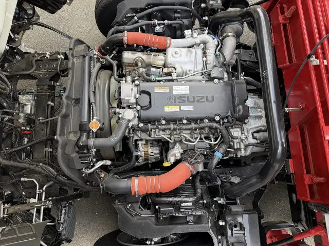 いすゞ エルフ 2RG-NPR88AC(2WD)の写真7