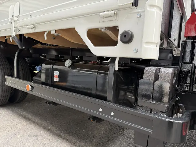 いすゞ エルフ 2RG-NPR88AC(2WD)の写真12
