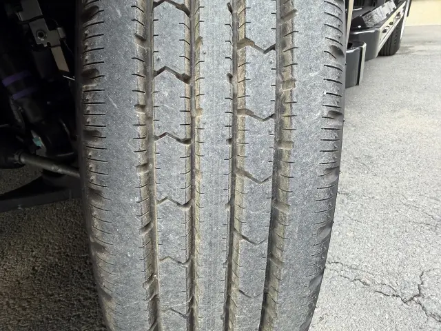 いすゞ エルフ 2RG-NPR88AC(2WD)の写真14