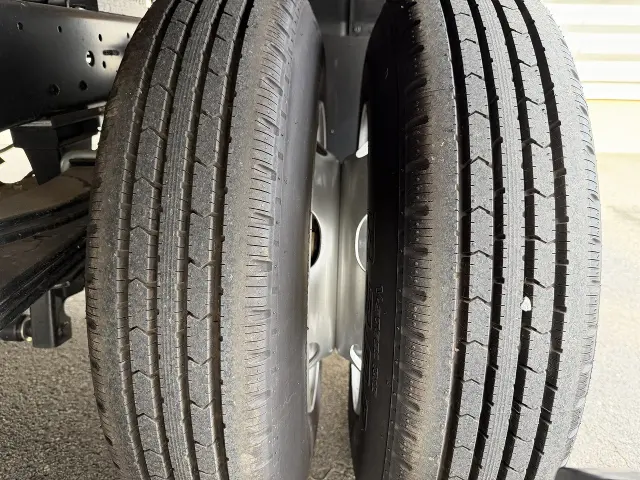 いすゞ エルフ 2RG-NPR88AC(2WD)の写真15