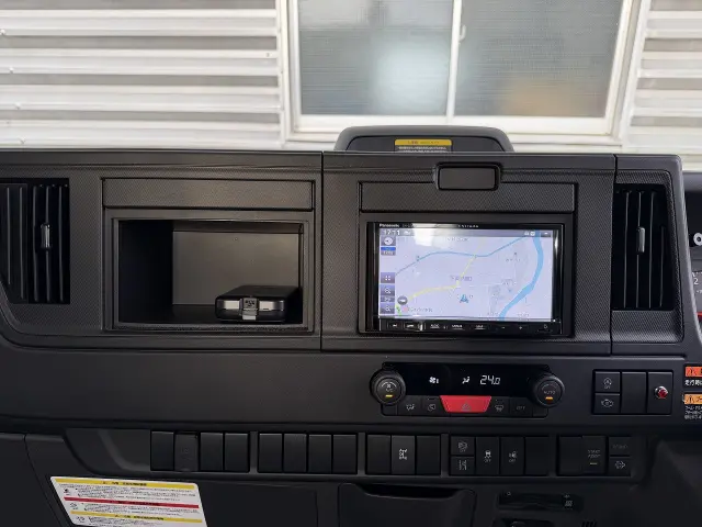 いすゞ エルフ 2RG-NPR88AC(2WD)の写真18